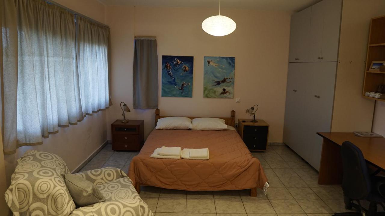 Romanos Patras Studio Екстериор снимка