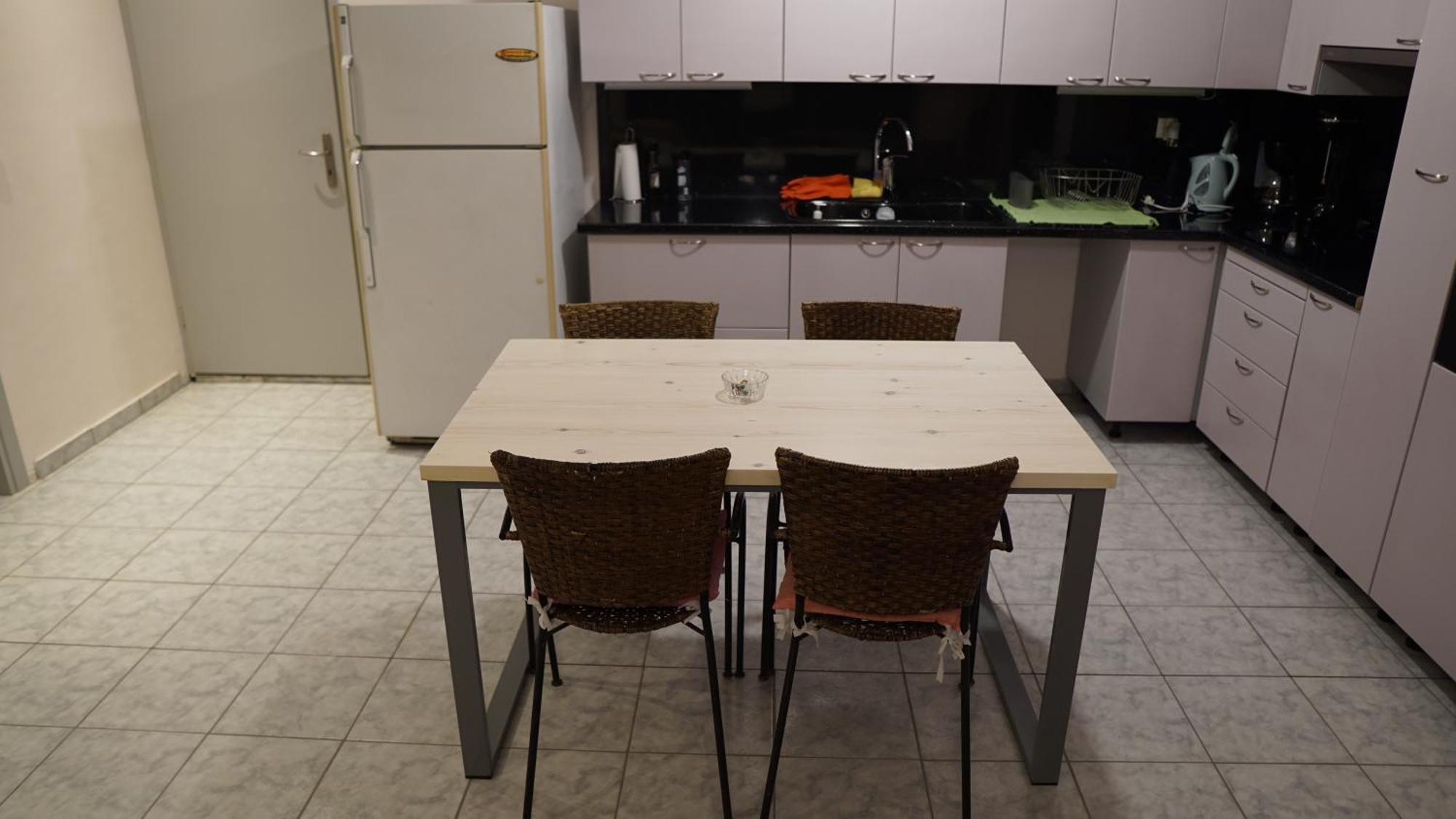 Romanos Patras Studio Екстериор снимка